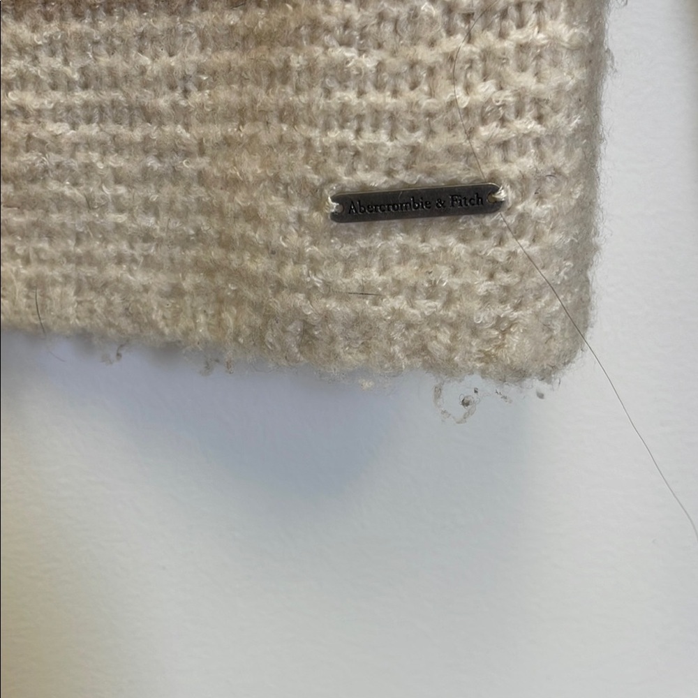 Abercrombie & Fitch Brown and Cream Crew Neck Sweater - Picture 2 of 4